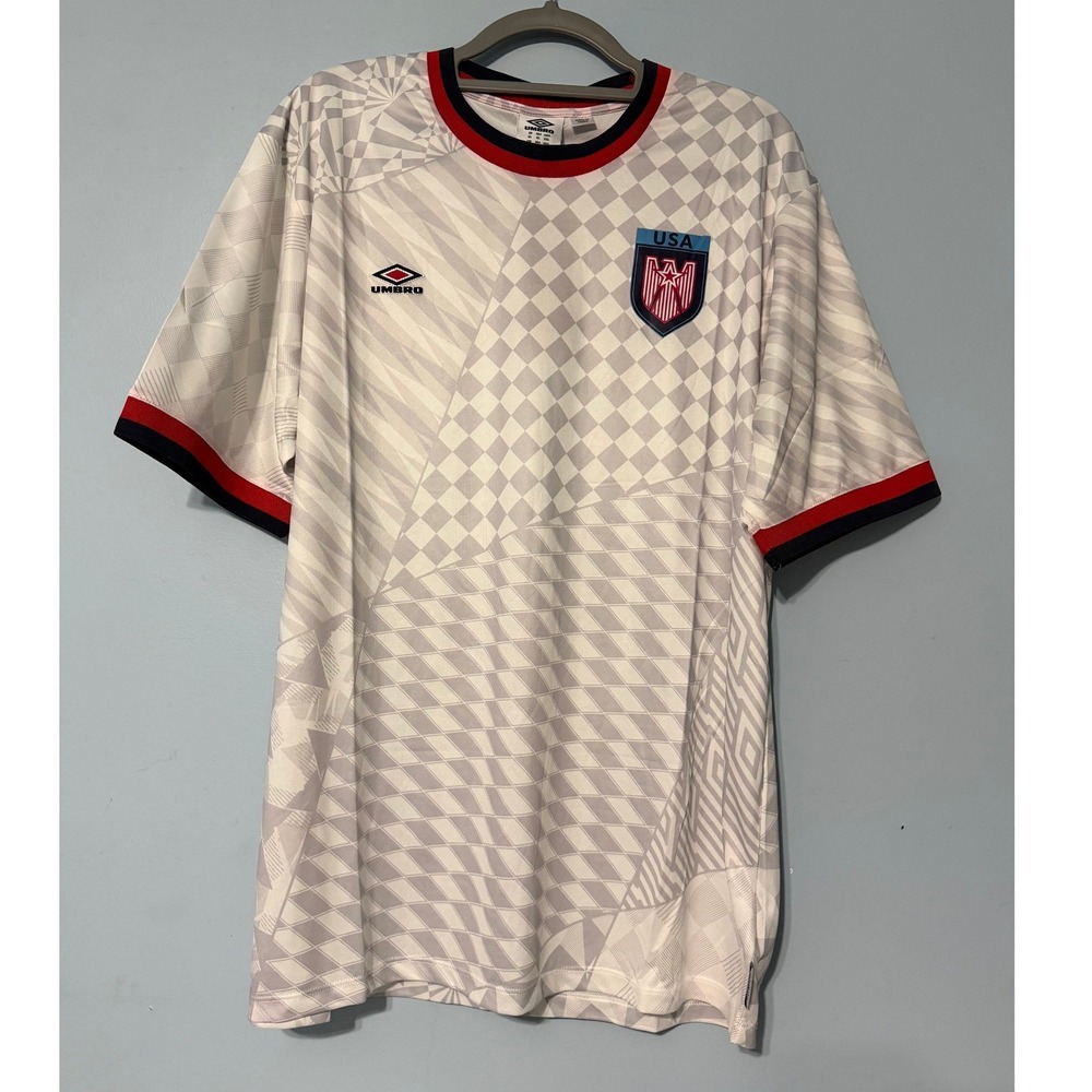 Umbro USA Soccer Jersey Men's XL White Grey Geometric Pattern Short Sleeve 2273